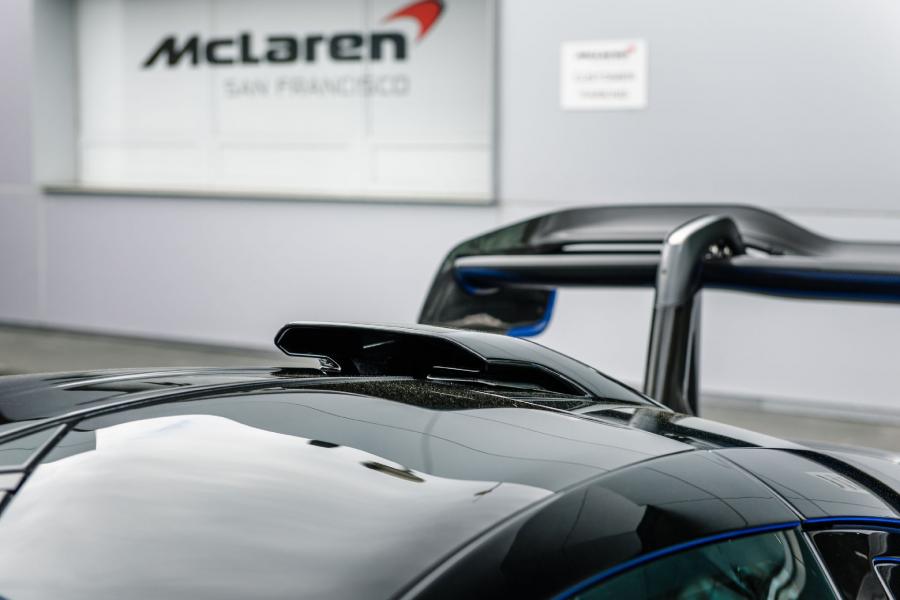 Детали экстерьера McLaren Senna Vega Blue 2019 года  (фото 54 из 58)
